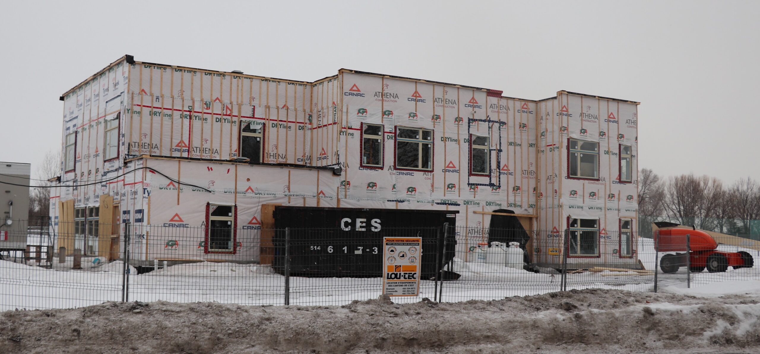 Retard dans la construction du nouveau CPE