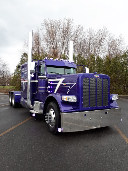 Excellence Peterbilt remet plus de 15 000 $ à Autisme Montéégie