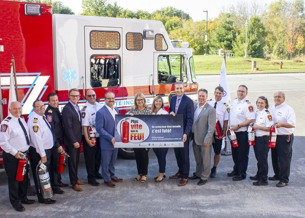 Sécurité incendie: Plus vite que le feu, un extincteur bien installé c’est futé!