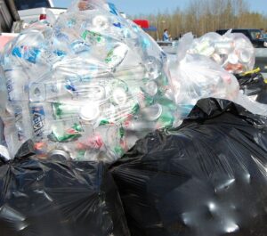 Débarrassez-vous de vos bouteilles et canettes consignées lors de collectes sans contact à Contrecœur!