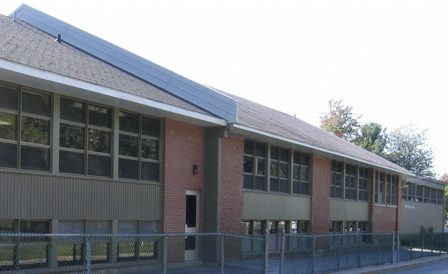 Fermeture de l’école Notre-Dame 1 à Otterburn Park