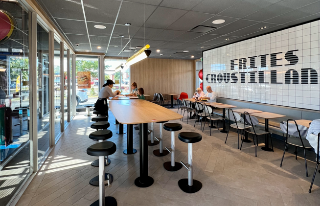 Varennes: un McDo revampé, ouvert 24/h et centré sur les enfants