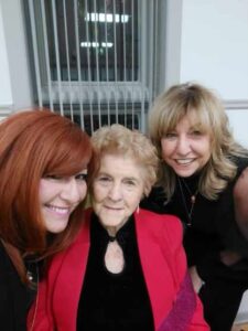 Une nouvelle centenaire est célébrée à Sainte-Julie!