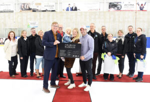 Les citoyens de Sainte-Julie rendent hommage à la carrière de Charles Hamelin