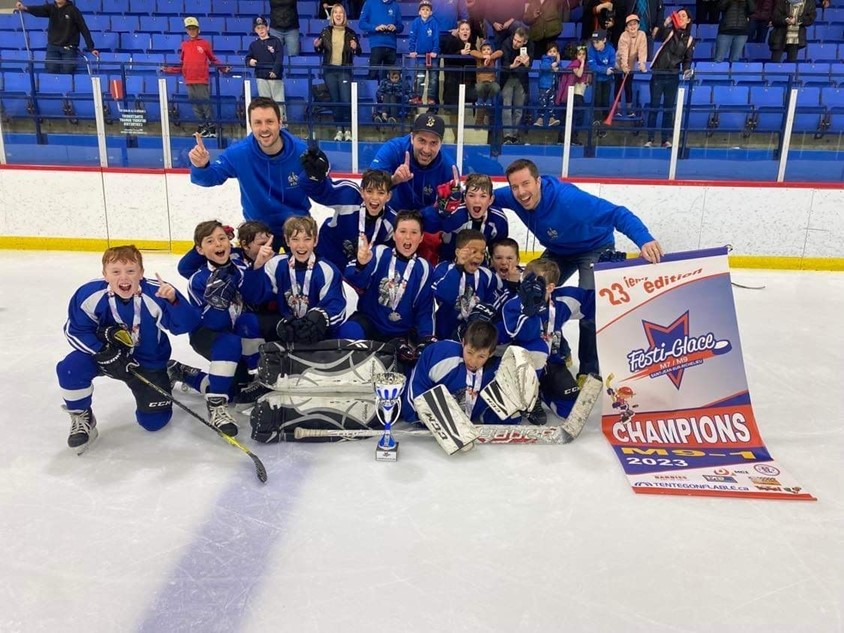Les Chevaliers Bleus de Boucherville champions !