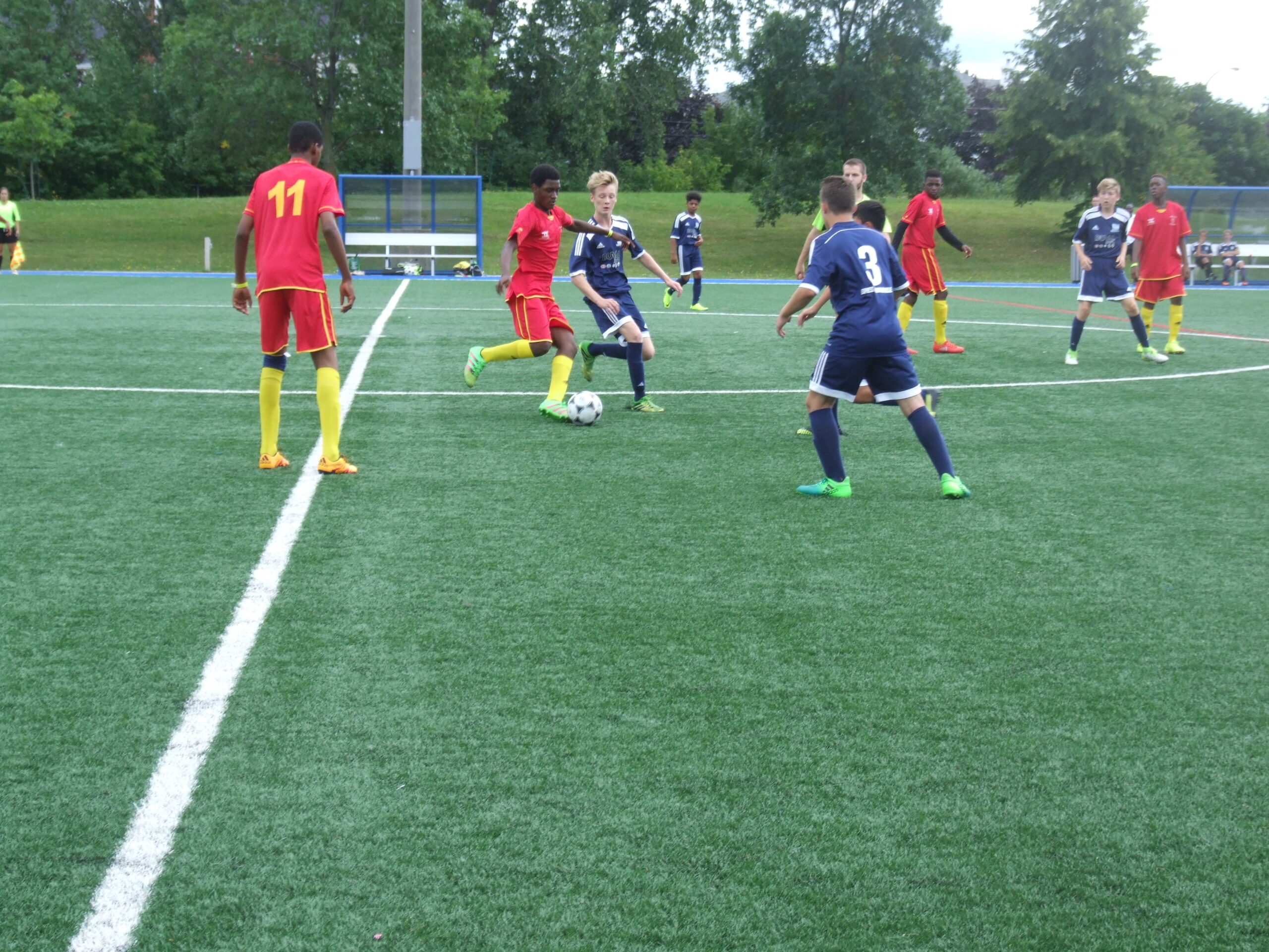 Onze matchs Entr’Amis en marge de la Surboum de soccer à Boucherville