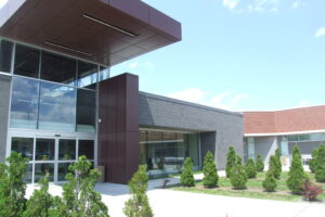 Le Complexe sportif Duval Auto redevient le Centre des glaces Gilles-Chabot