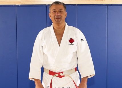 Daniel De Angelis écompensé pour avoir contribué de façon exceptionnelle au développement du judo au Canada