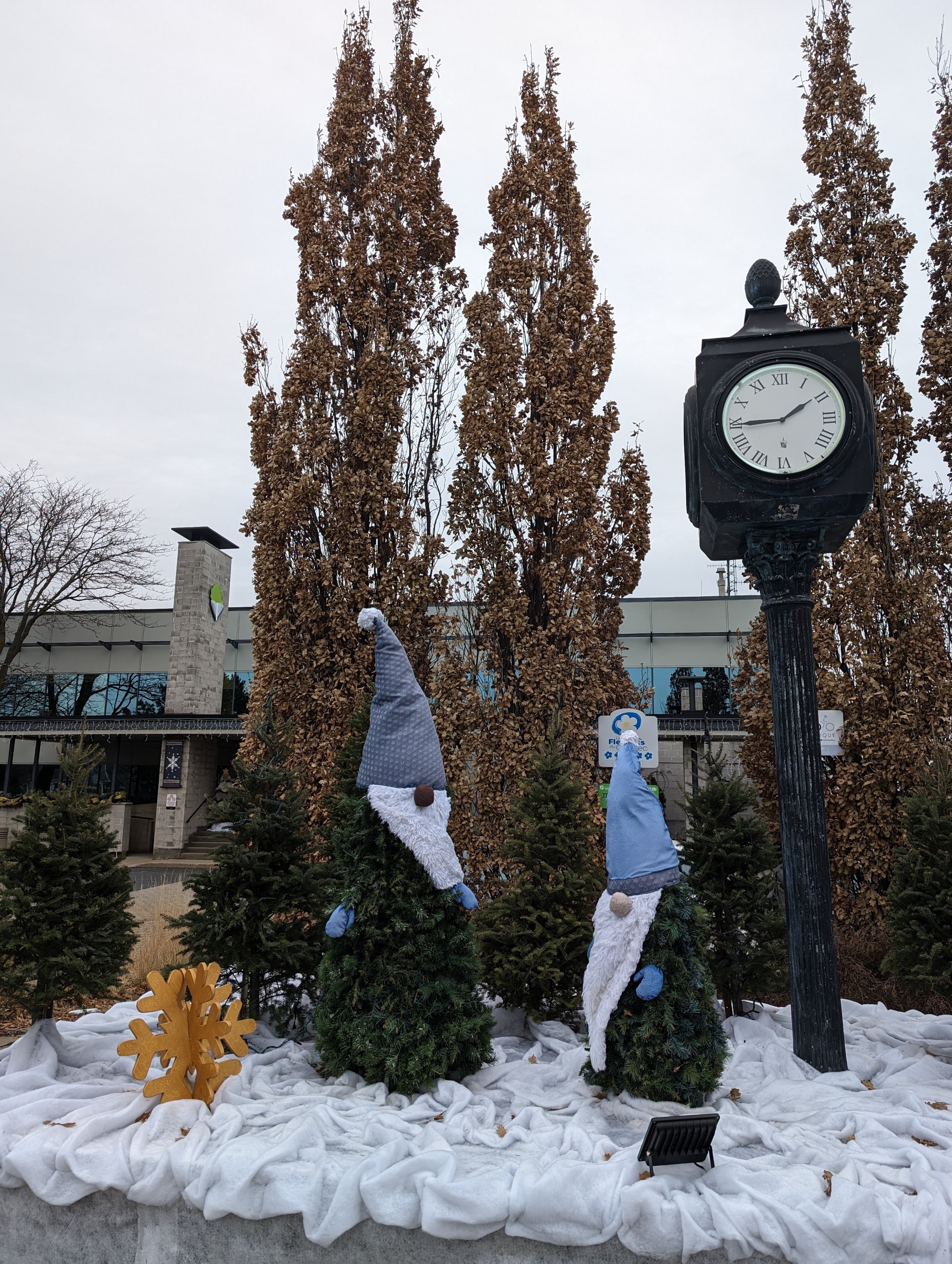 Horaire des services municipaux à Sainte-Julie pendant le temps des Fêtes