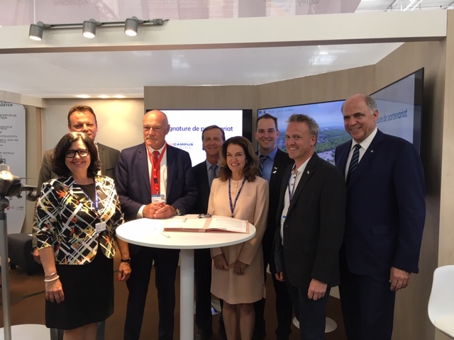 Nouvelle entente de collaboration entre l’ÉNA et l’Aérocampus Aquitaine en France