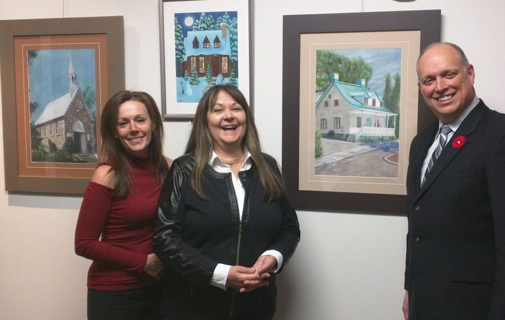 Les artistes peintres Lorraine Dubuc et Josée Labrecque exposent au bureau de Stéphane Bergeron