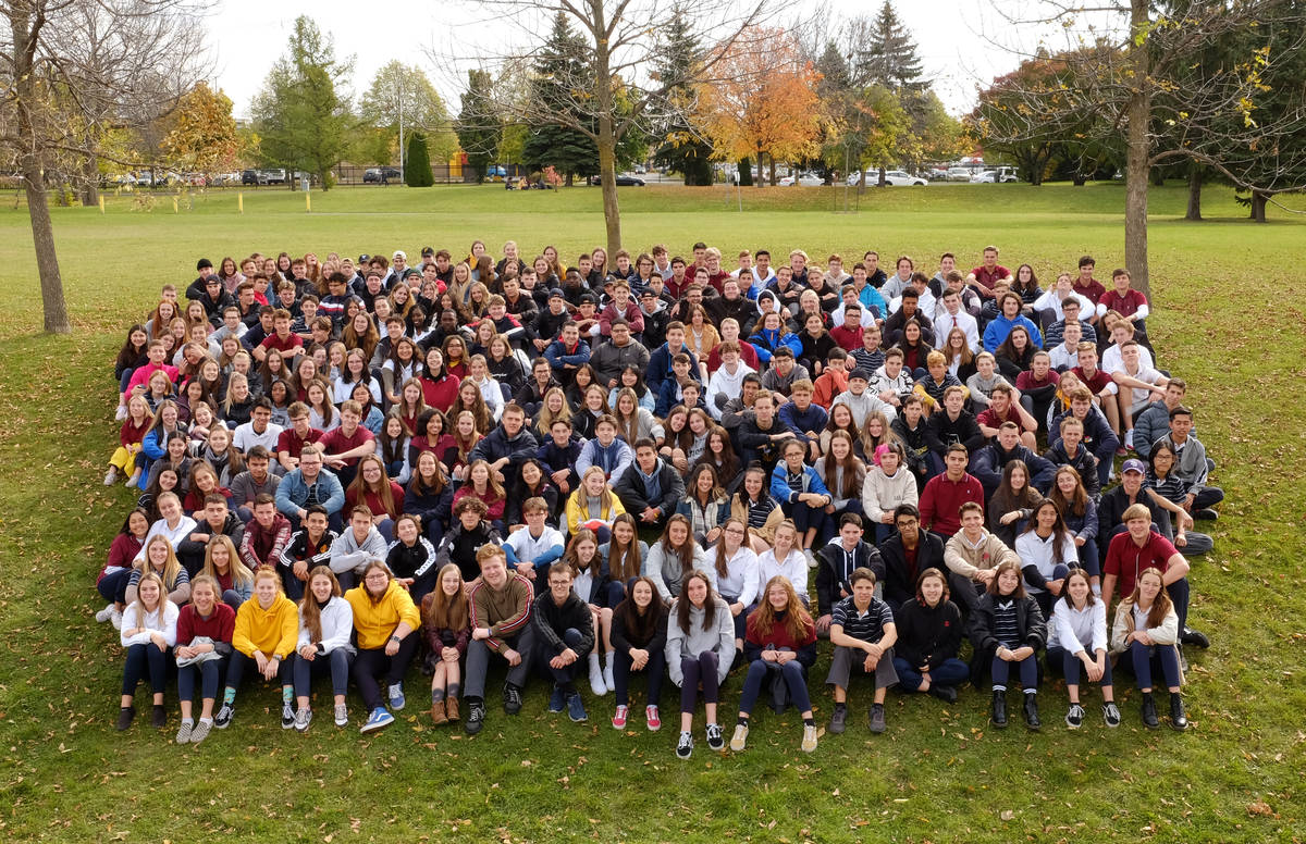 Un défilé dans les rues pour remplacer le bal des finissants