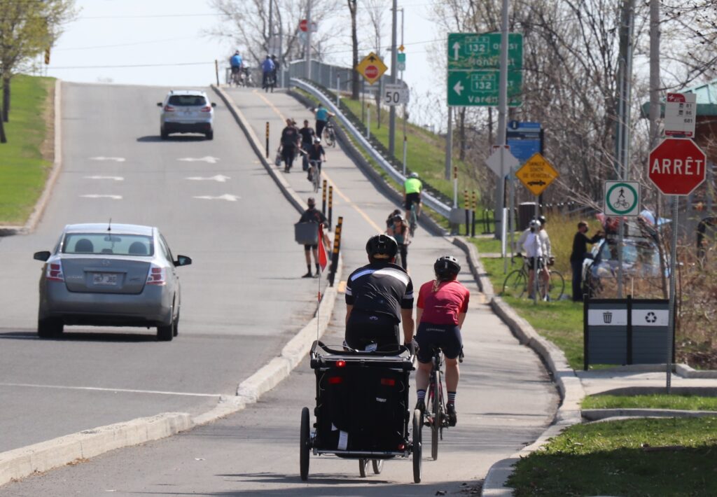 Boucherville lancera une campagne de sensibilisation sur l’importance de partager les pistes multifonctionnelles