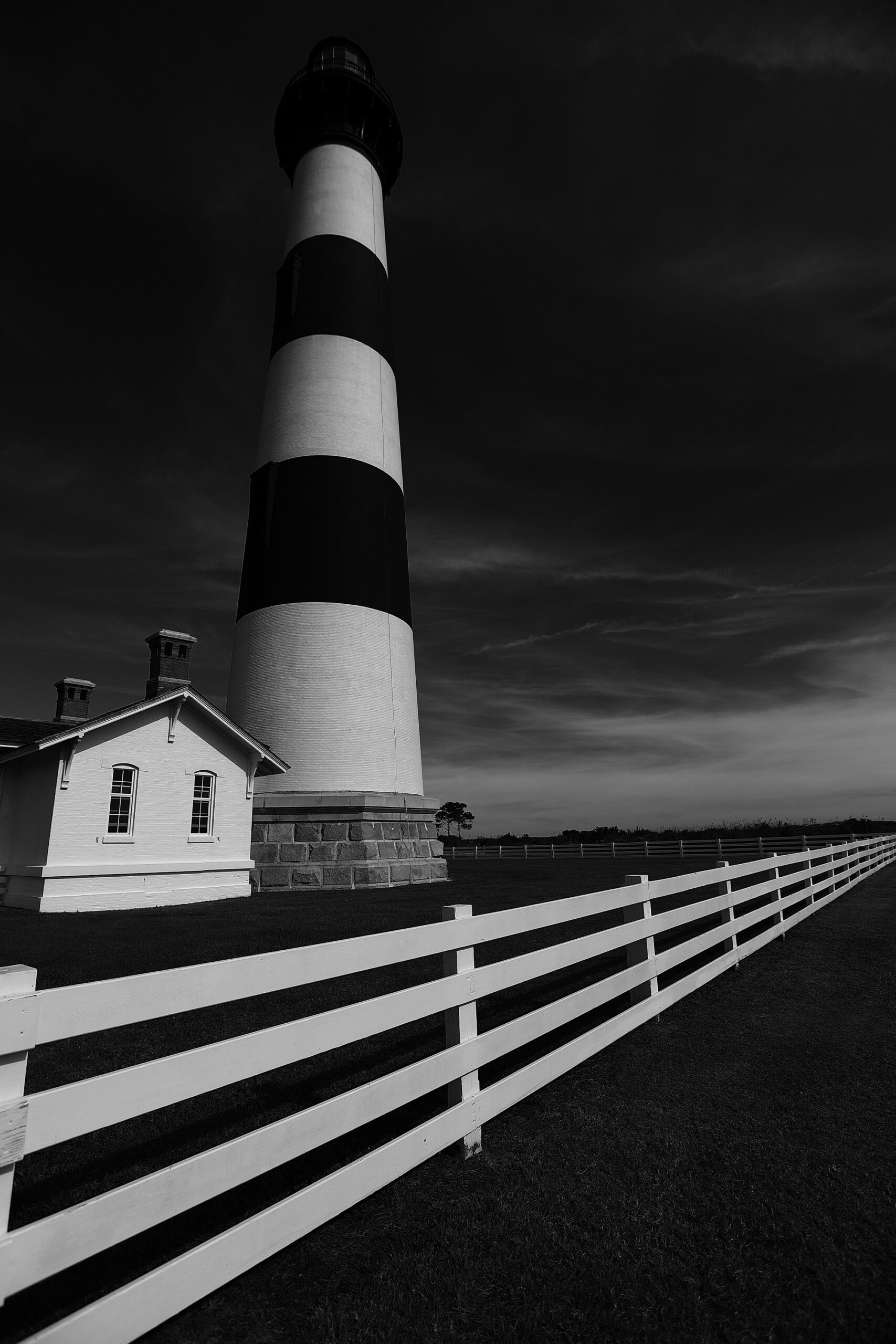 « Noir et blanc » d’Huguette Vézina à la Galerie Vincent-D’Indy