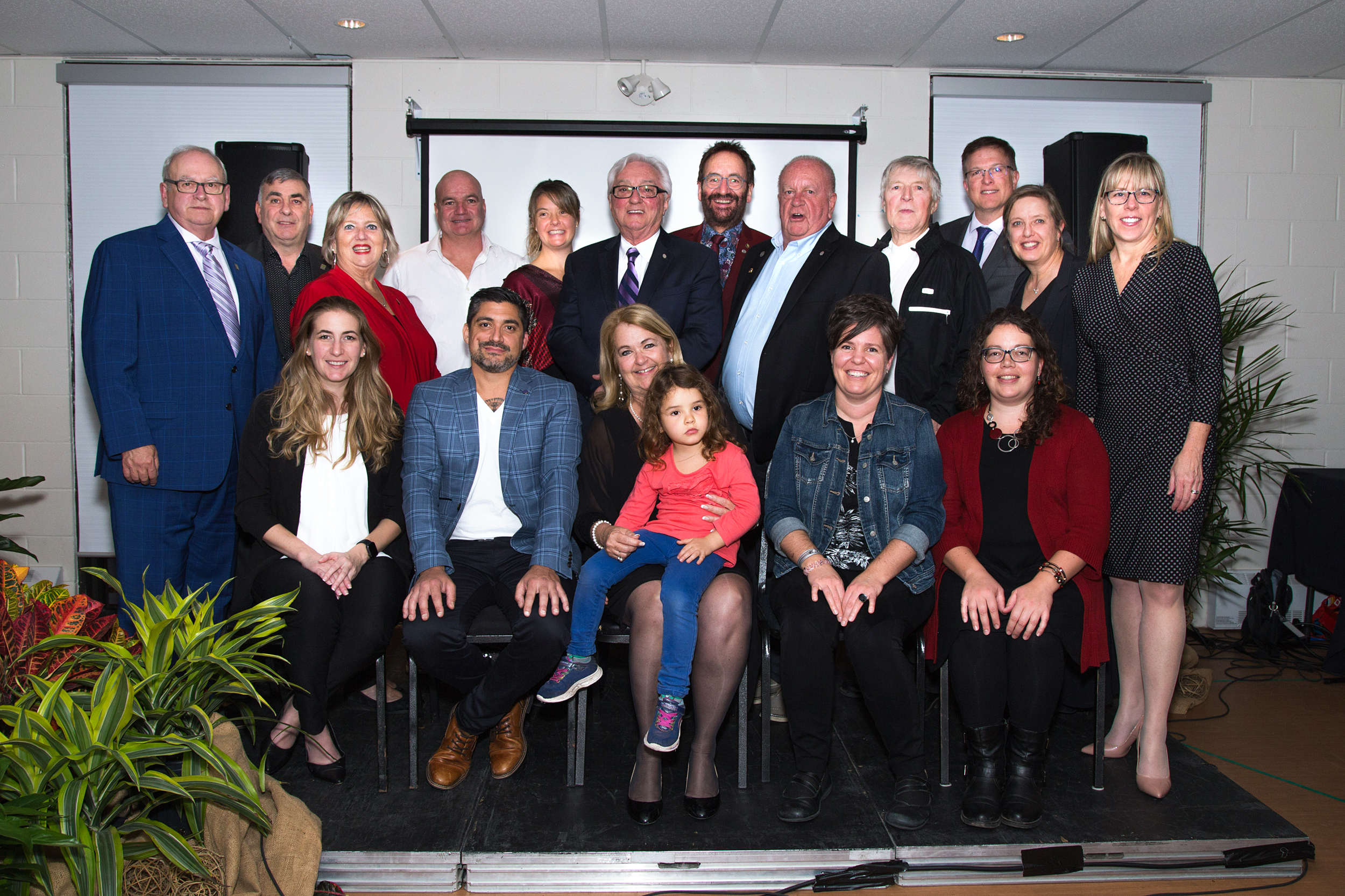 Quatre nouveaux Grands Julievillois honorés pour leur contribution à la communauté