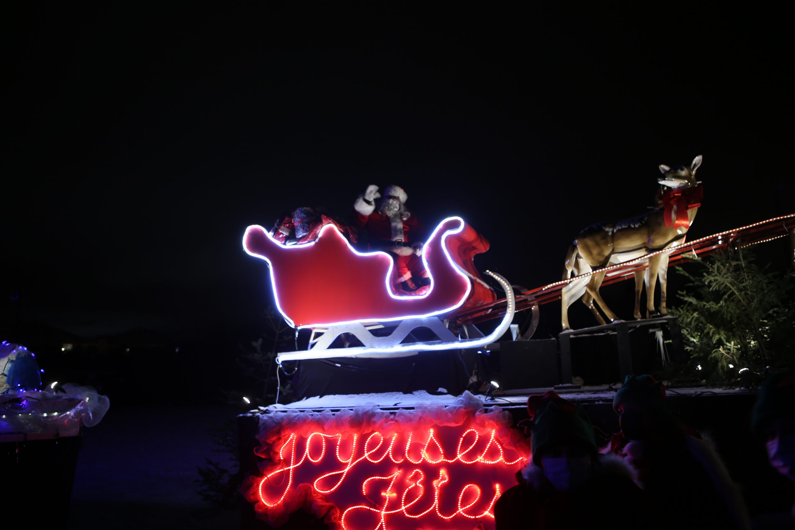 Près de 7 000 spectateurs au Défilé de Noël de Sainte-Julie sous une nouvelle formule