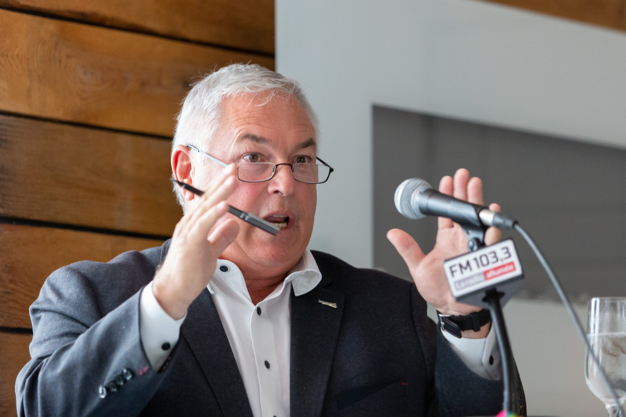 Le Groupe TVA s’oppose à la participation de l’opposition officielle de Longueuil à un débat