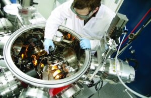 Près de 9 M$ pour le Laboratoire de micro et nanofabrication d’envergure internationale à Varennes