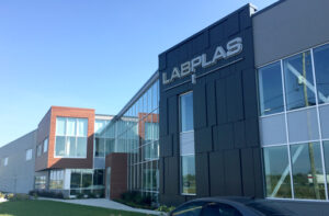Une aide financière de 2 550 000 $ à l’entreprise Labplas de Sainte-Julie