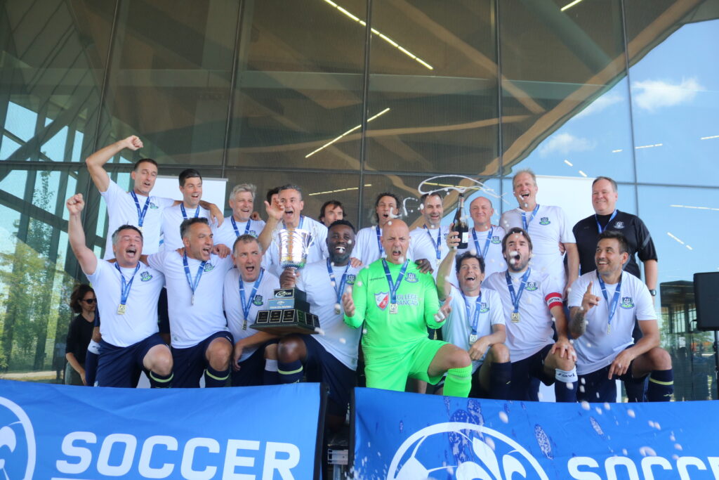Une victoire de l’équipe de Longueuil à la finale de la Coupe des maîtres