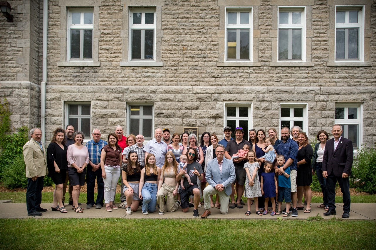 Le bâtiment de l’hôtel de ville de Varennes nommé Édifice Louis-Philippe-Dalpé