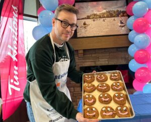 Fondation Véro & Louis et Tim Hortons: des biscuits qui font sourire