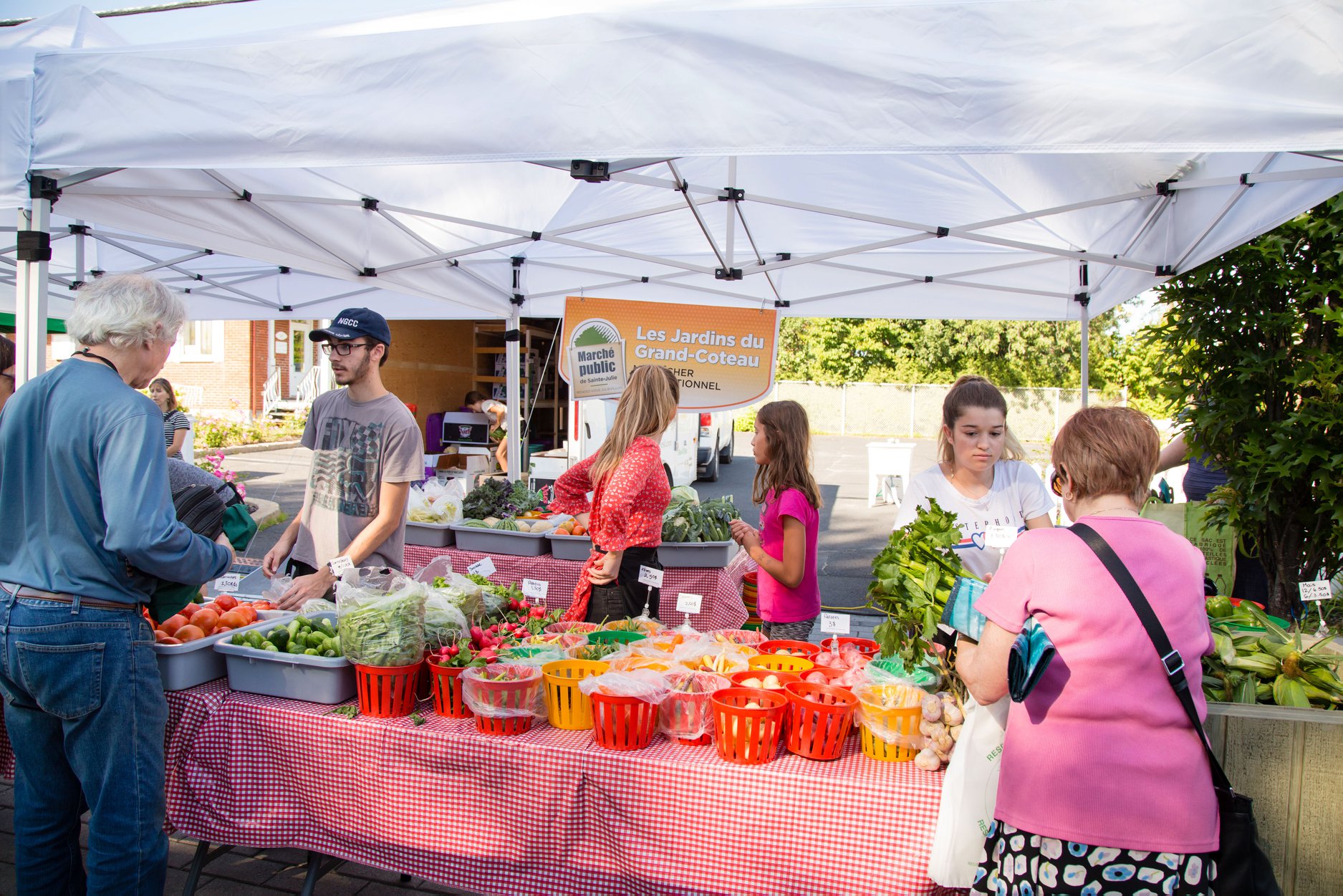Le retour à Sainte-Julie d’un petit marché en bien bonne santé