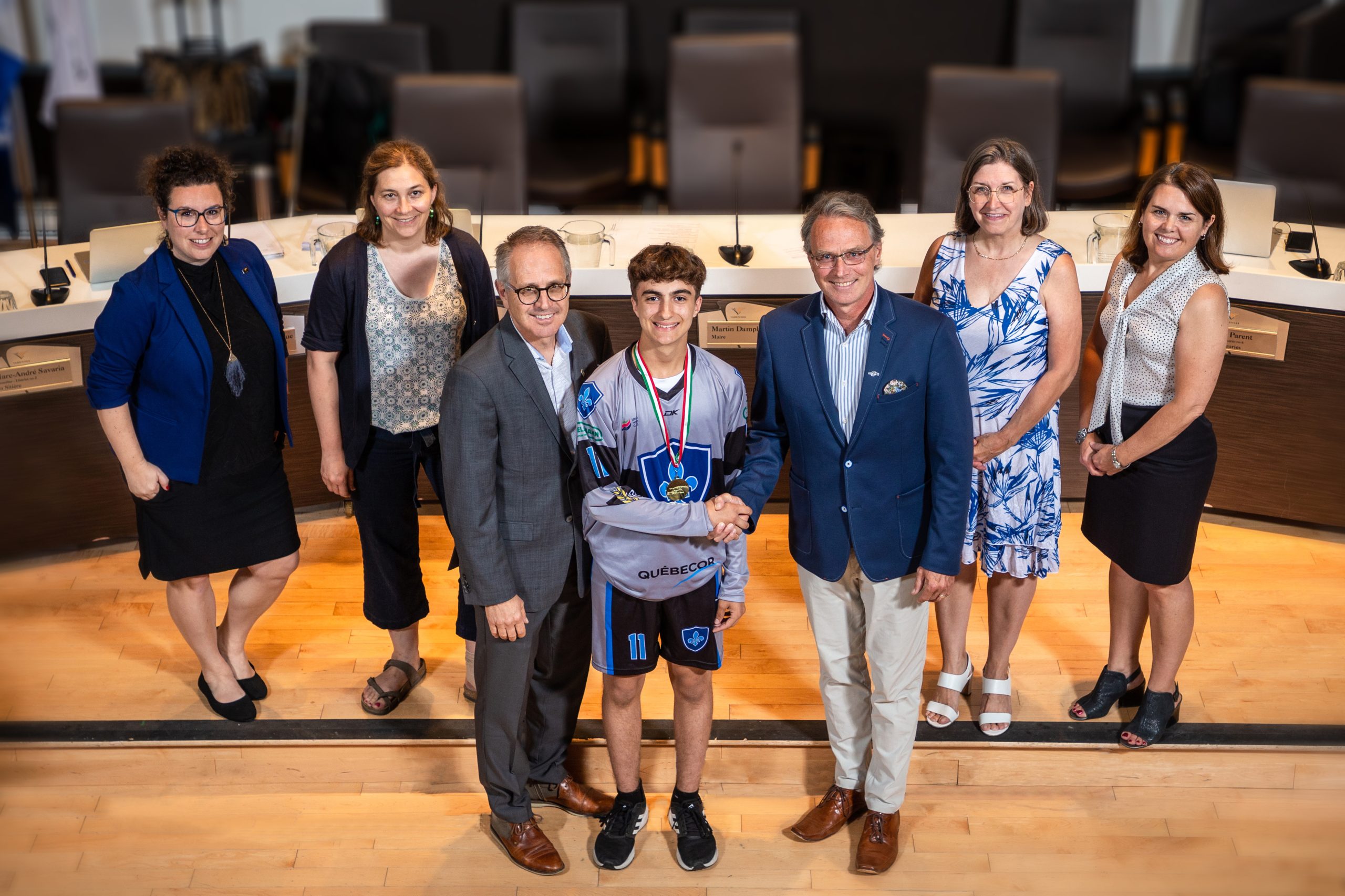 Dek hockey: le Varennois Étienne Bergeron remporte l’or en Autriche