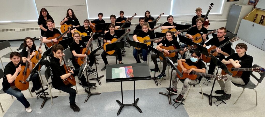 Deux belles mentions pour le profil guitare de l’école secondaire du Grand-Coteau de Sainte-Julie