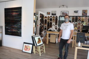 éouverture  des commerces: des commerçants heureux et des clients au rendez-vous