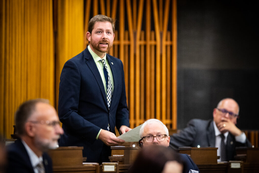 Partage des revenus médiatiques : Xavier Barsalou-Duval compte maintenir la pression malgré le rejet de la motion du Bloc québécois au parlement