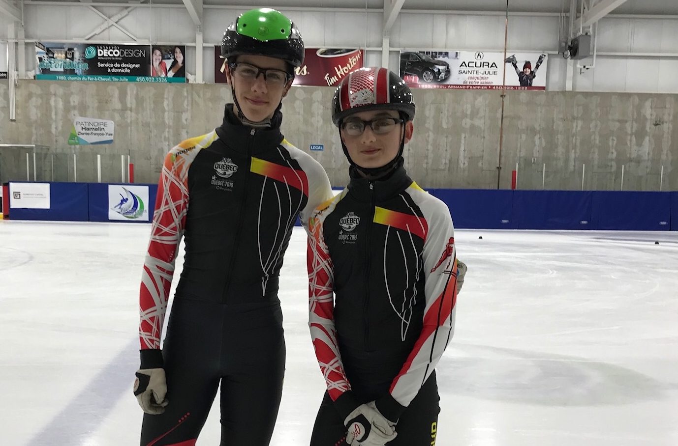 Deux patineurs des Fines lames aux Jeux du Québec
