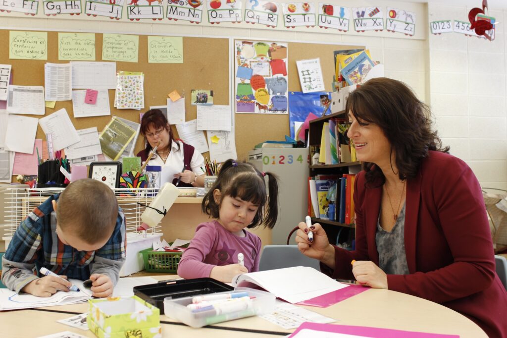 Trois classes de maternelle 4 ans pressenties pour la prochaine rentrée scolaire dans le comté