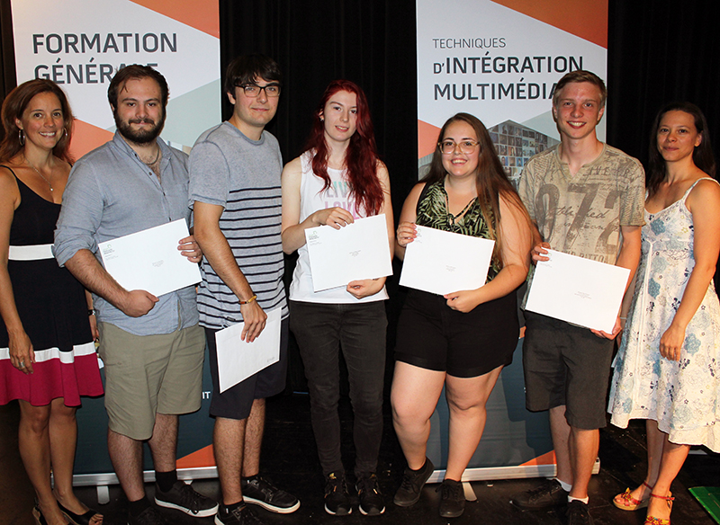 Remise de bourses pour encourager la persévérance scolaire des étudiants au cégep Édouard-Montpetit