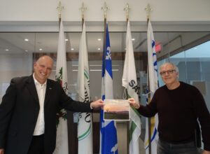 Une photographie de James Laflamme illustre une des cartes de voeux de Stéphane Bergeron