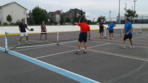 Le pickleball, un sport en émergence à Varennes et à Boucherville