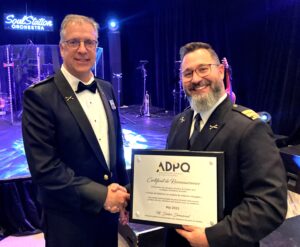 Violence conjugale et intrafamiliale : un prix pour la égie de police