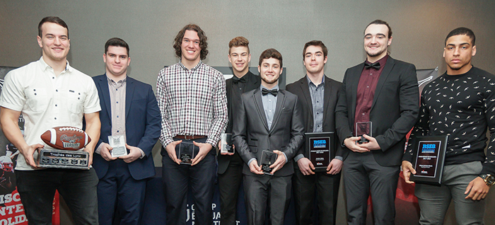 Plusieurs joueurs de football des Lynx du cégep Édouard-Montpetit honorés