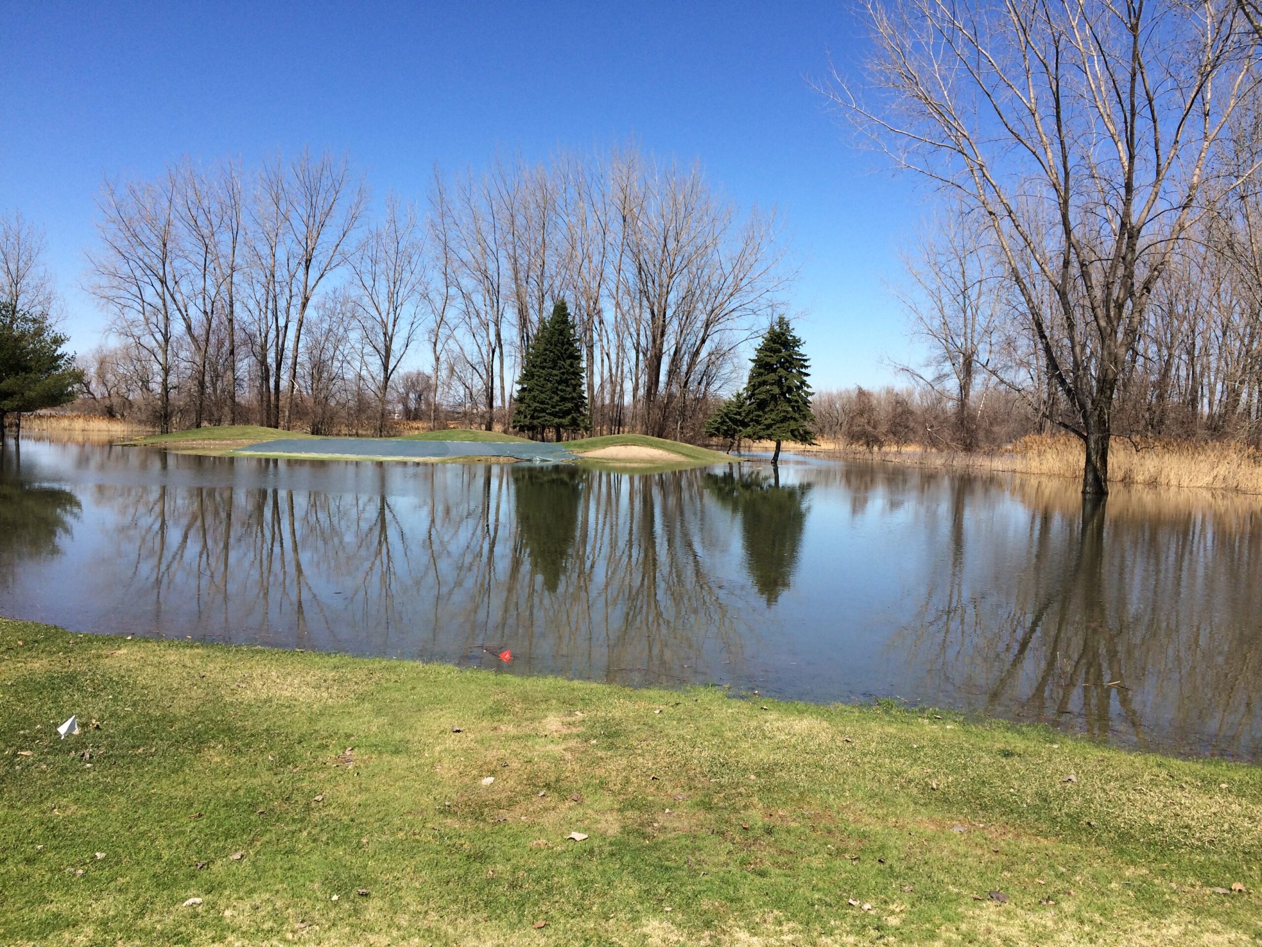 Le haut niveau des eaux retarde le début de nombreuses activités de plein air
