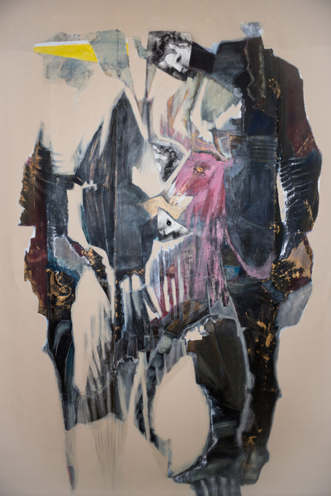 Des personnages obscurs prennent place dans les toiles de Rose Élise Cialdella