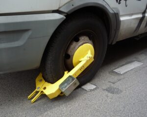 Hausse préoccupante des vols de véhicules: un sabot de Denver pour assurer la paix de l’esprit!