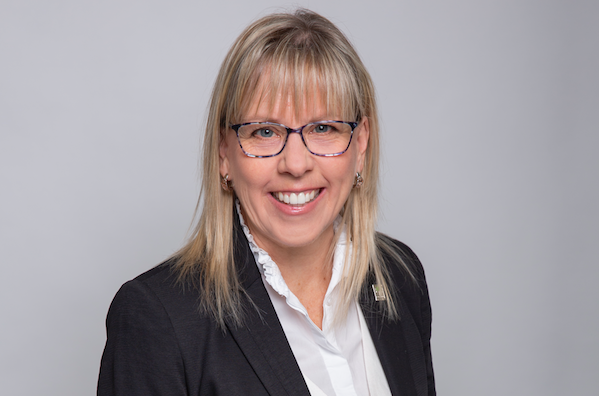 La conseillère Isabelle Poulet quitte la politique municipale après 17 ans à la Ville de Sainte-Julie