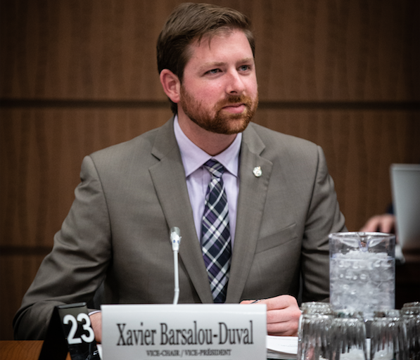 Xavier Barsalou-Duval fait part de ses recommandations au DGE
