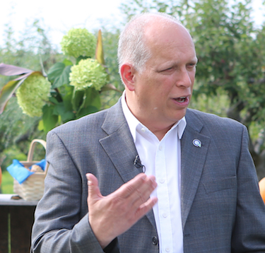 « Les citoyens sont tannés d’attendre partout! », déplore le candidat péquiste Stéphane Bergeron