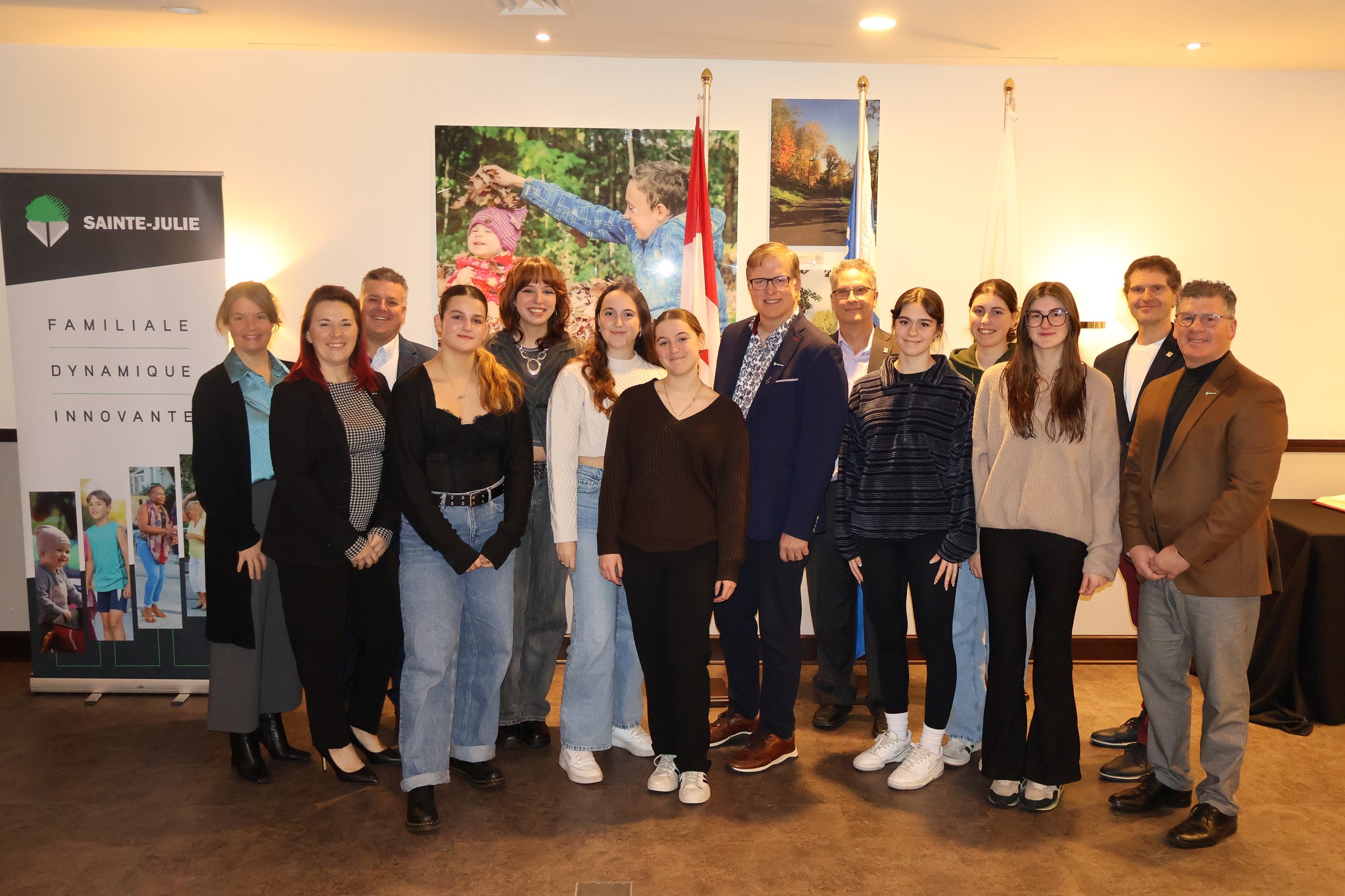 Sainte-Julie souligne les accomplissements de deux équipes de ringuette