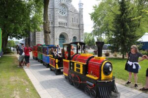 Plus de 36 commerçants seront présents à la Fête au Vieux-Village le 4 juin prochain