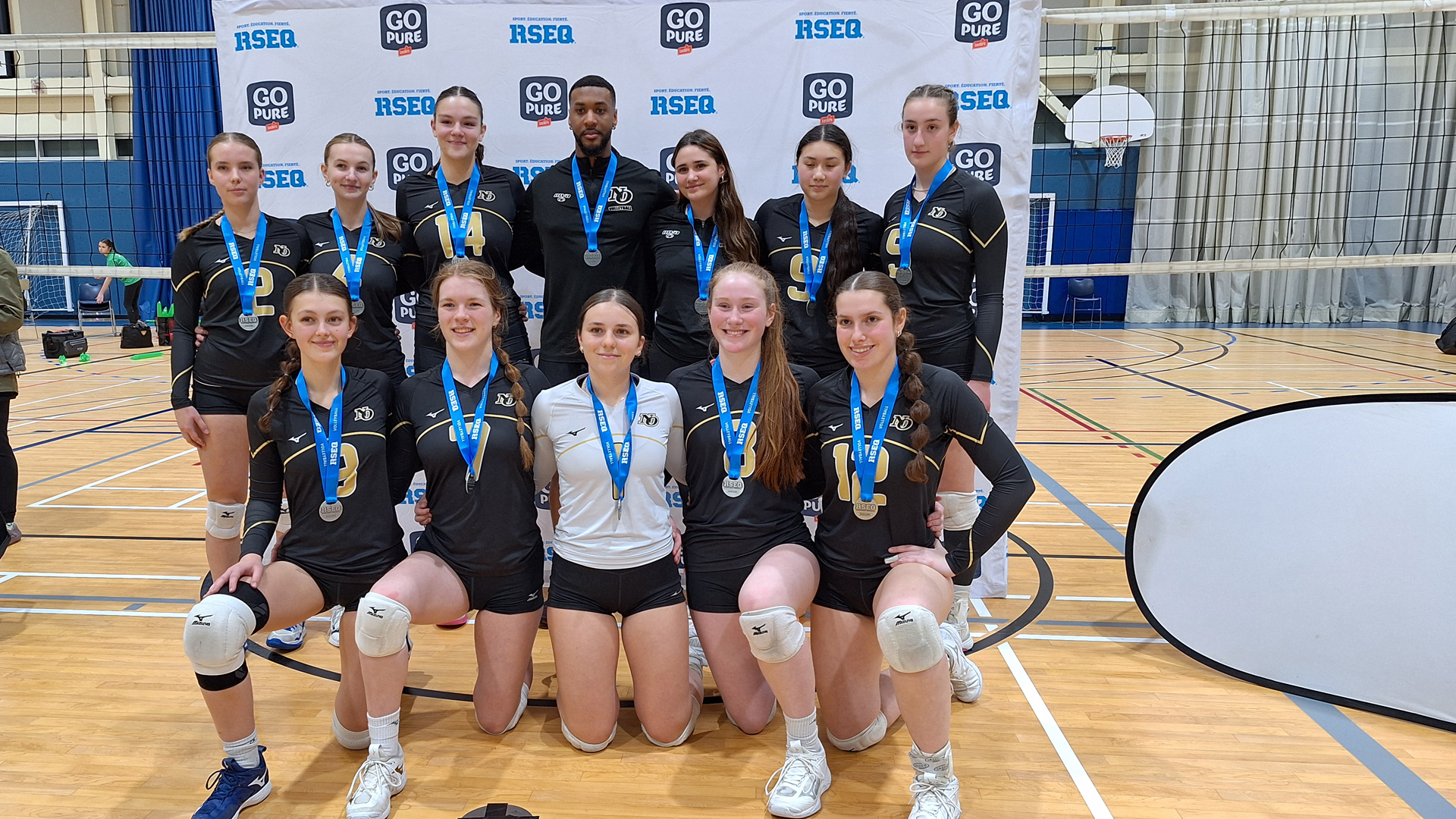 De Mortagne et Durocher se démarquent aux championnats provinciaux de volleyball féminin