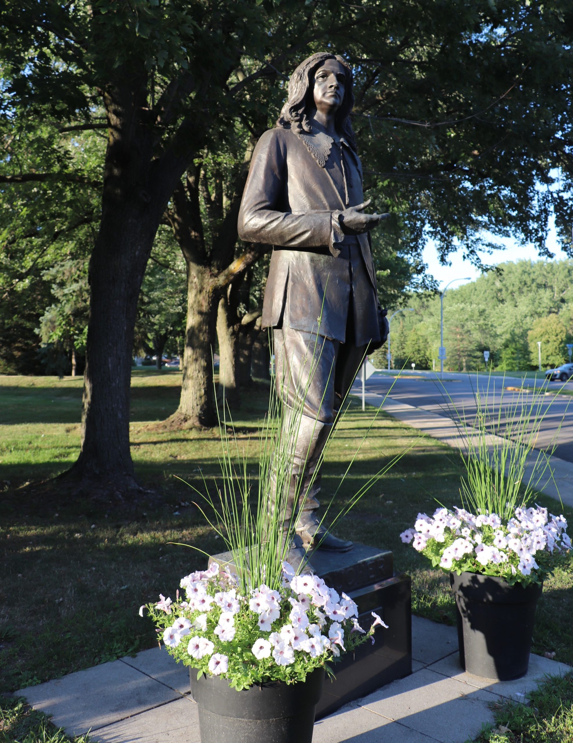 Dernière chance, il ne reste  que 4 places. Un Voyage « retour aux sources » en France sur les traces de Pierre Boucher
