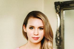 Valérie Carpentier et la gagnante du concours Ma première scène, Andy St-Louis aux Airs d&rsquo;été Desjardins