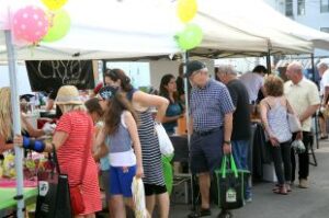 PLUSIEURS NOUVEAUTÉS ET GRANDE FÊTE D’OUVERTURE AU MARCHÉ PUBLIC ESTIVAL DE SAINTE-JULIE